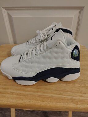 Air Jordan 13 Retro White Navy Men Size 7/ 8.5 Women New No Box